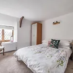 Gorgeous Thatched Cottage