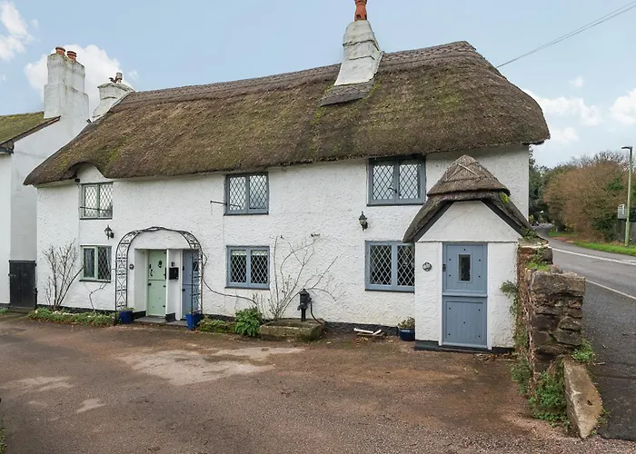 Gorgeous Thatched Cottage